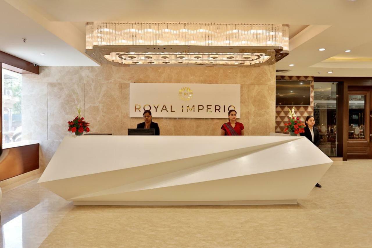 Royal Imperio Otel Faridabad Dış mekan fotoğraf