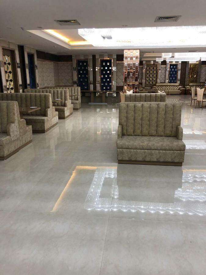 Royal Imperio Otel Faridabad Dış mekan fotoğraf