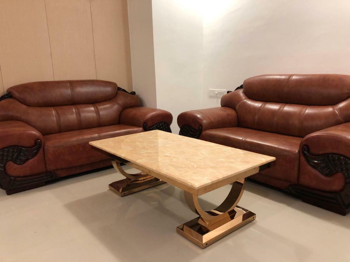Royal Imperio Otel Faridabad Dış mekan fotoğraf