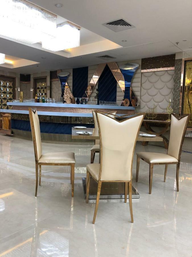 Royal Imperio Otel Faridabad Dış mekan fotoğraf